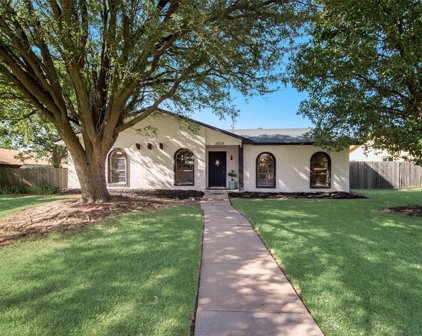 1609 Canadian  Trail, Plano