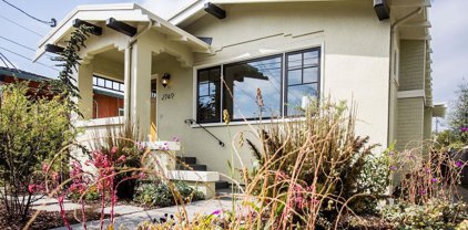 2740 Mathews St, Berkeley