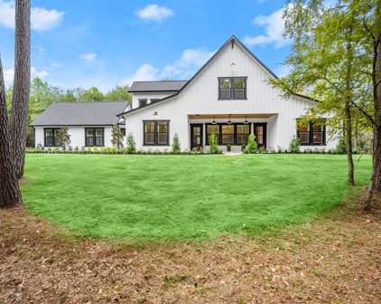 8048 Hills Parkway, Montgomery