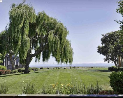 544 Kings Rd, Alameda
