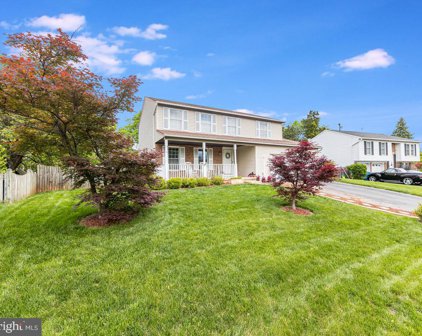 1322 Forty Oaks Dr, Herndon
