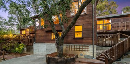 444 Hillside DR, Woodside