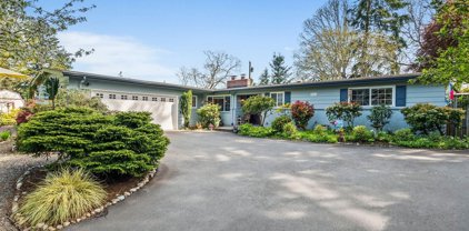 7814 Agate Drive SW, Lakewood