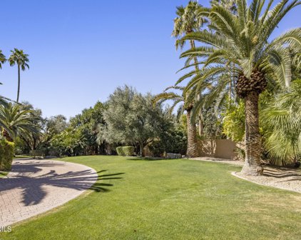 8612 N 66th Place, Paradise Valley