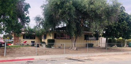 702 Union, Delano