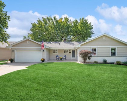 5905 Grove Street, Edina