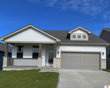 2204 Hedgeapple Road, Plattsmouth