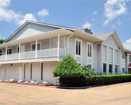 17892 Chillicothe Road, Chagrin Falls