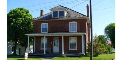 450 Buchanan Trail West W, Greencastle