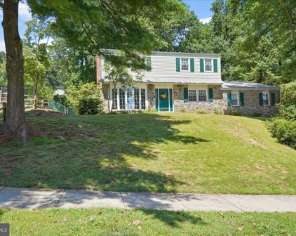 306 Beechtree Dr, Broomall