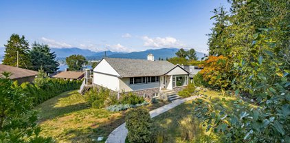 7263 Inlet Drive, Burnaby