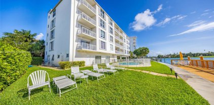 9270 W Bay Harbor Dr Unit #5D, Bay Harbor Islands