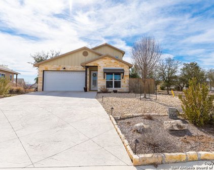 1004 Creswell Ln, Kerrville