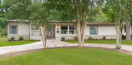 808 Canterbury Hill St, San Antonio