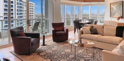 21150 Point Pl Unit #2705, Aventura