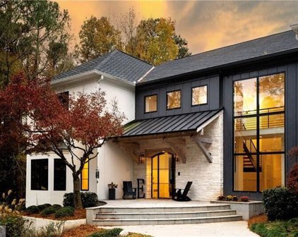 210 N Chambord Drive NW, Atlanta