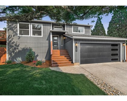 1280 S ELM ST, Canby