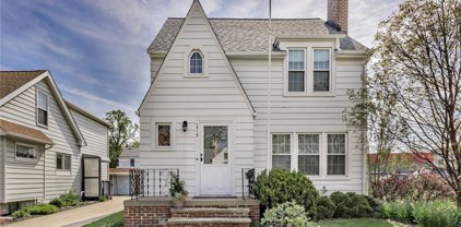 1419 Avondale Road, South Euclid