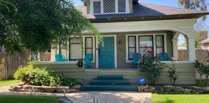 2221 Park, Bakersfield