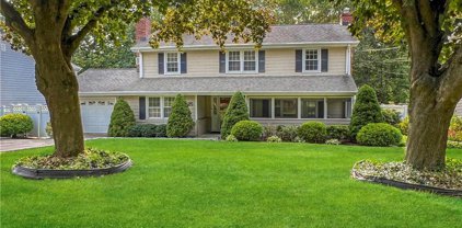 25 Elaine Drive, Stamford