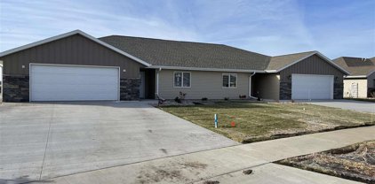 621 Waraju Avenue, New Ulm