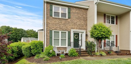 993 Surry  Lane, Gastonia