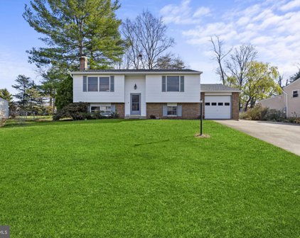 122 Magnolia Rd, Sterling