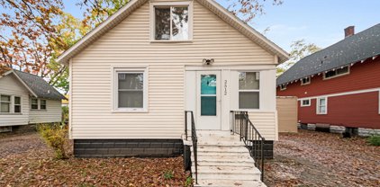 2512 8th Street, Muskegon Heights