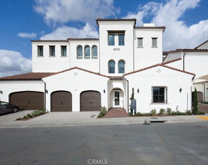 8890 Los Coyotes #200 Court, Buena Park