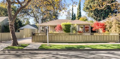 518 Iris ST, Redwood City