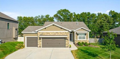 209 N Eastglen Drive, Raymore