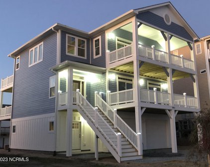 1911 N New River Drive, Surf City