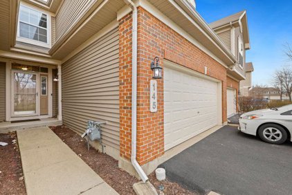 145 Fountain Grass Circle Unit #145, Bartlett