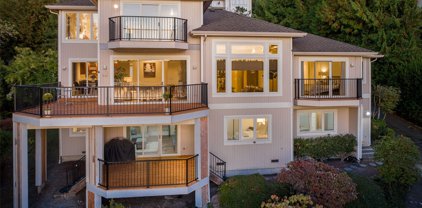 5243 Forest Avenue SE, Mercer Island