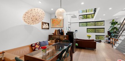 821  Bay St Unit C3, Santa Monica
