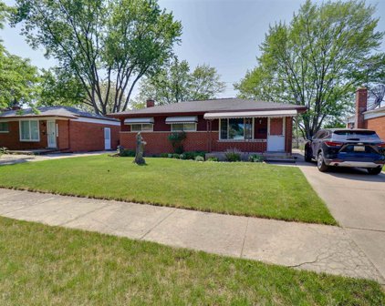 31739 Iroquois Dr, Warren