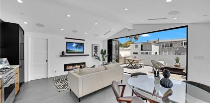 712 .5 Iris, Corona Del Mar