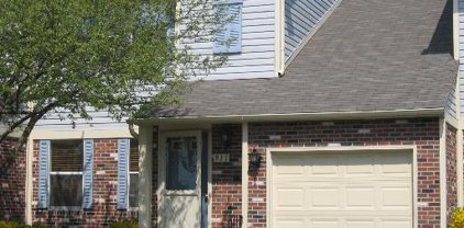 911 Perry Drive, Algonquin