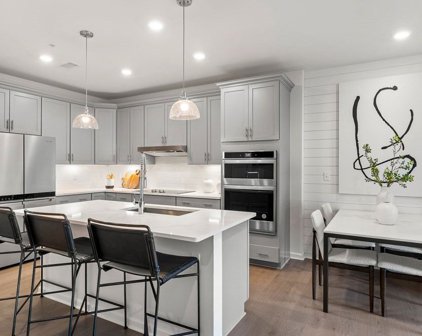 2 Stratton Drive Unit 207, Woburn