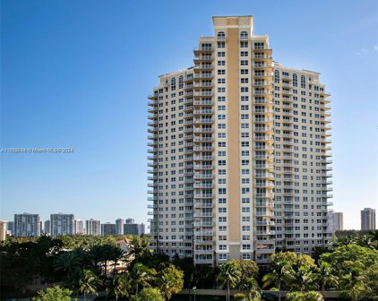 19501 W Country Club Dr Unit #912, Aventura