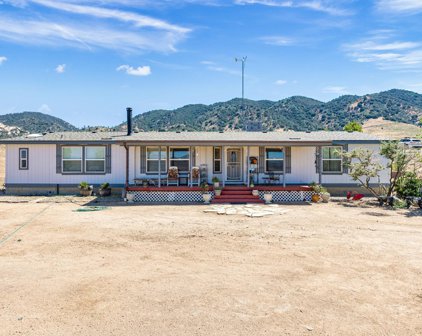 19140 Algoma, Tehachapi