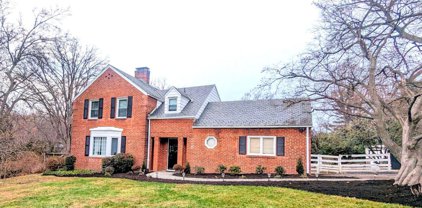 1700 Overlook Dr, Silver Spring