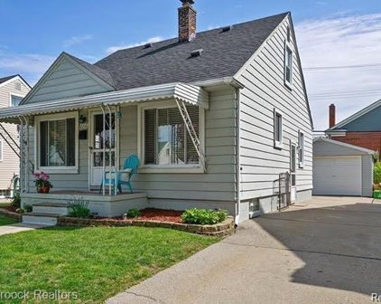 2216 MACE AVENUE, Royal Oak