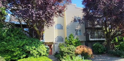 8812 Stone Avenue N Unit #203, Seattle