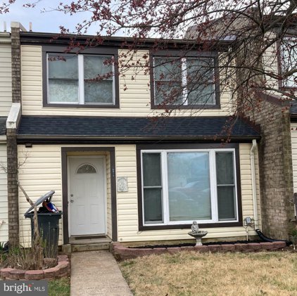 10813 Daisy Ct, Manassas