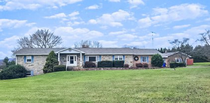 8001 Mills Manor Ct, Thurmont