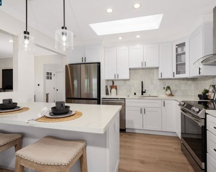 1138 Skycrest Dr Unit #1, Walnut Creek