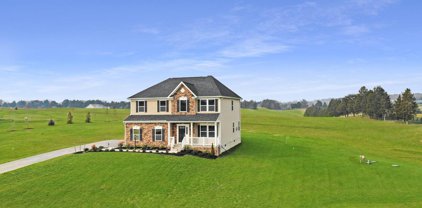 740 Huttle Rd, Middletown