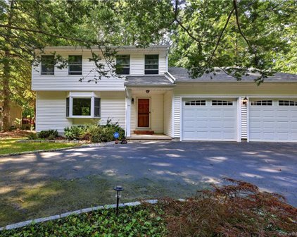 1034 May Street, Naugatuck