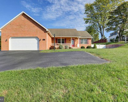 8397 Stottlemyer Rd, Waynesboro